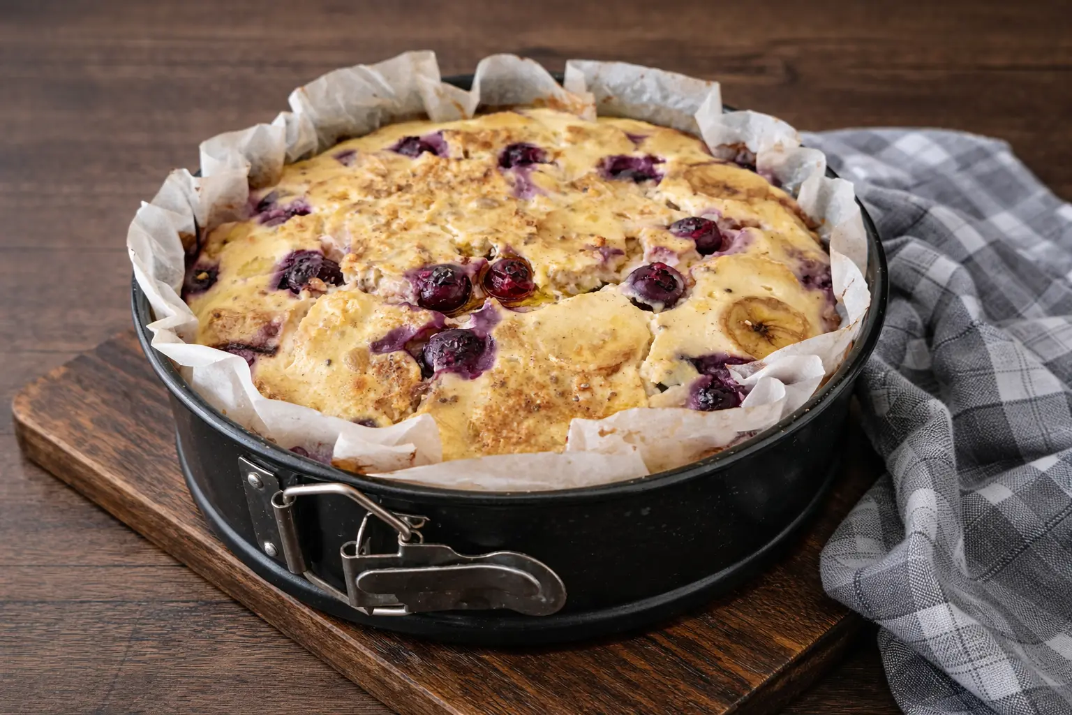 Banana and Blueberry Baked Oatmeal with Yoghurt