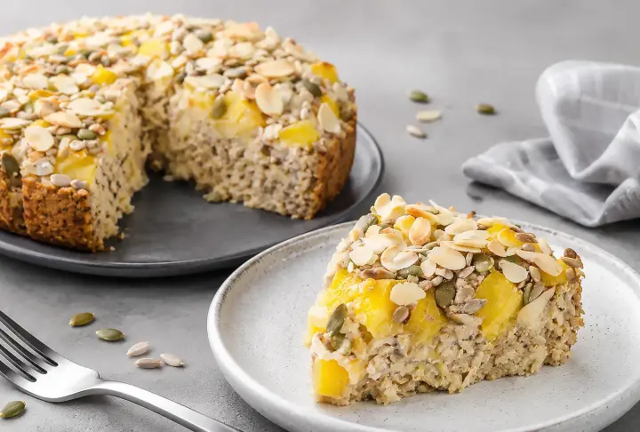 Mango and Almond Baked Oats